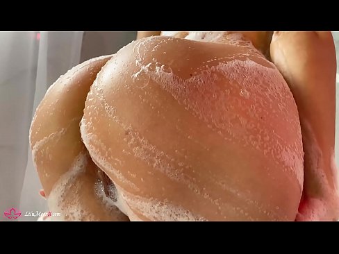 ❤️ Brunetė masturbuoja putytę su vibratoriumi iki intensyvaus orgazmo duše ☑ Gražus porno prie lt.passionfeverspot.ru ❌